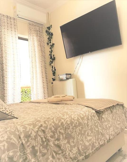 Theano'S Cozy & Quiet Lux Central Flat - Wifi & Full Amenities Pátra Kültér fotó