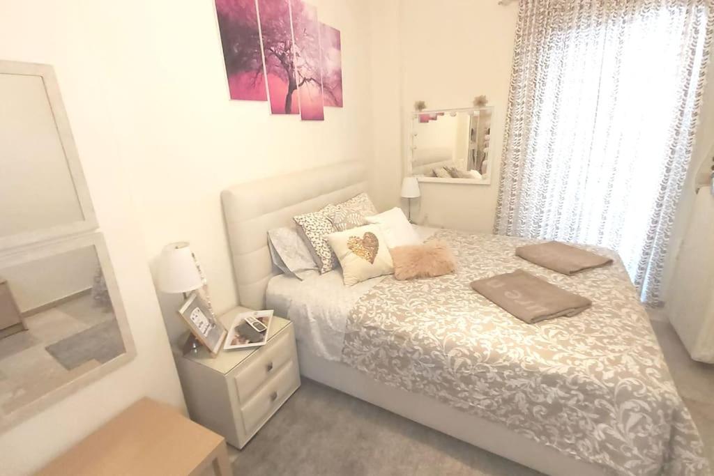 Theano'S Cozy & Quiet Lux Central Flat - Wifi & Full Amenities Pátra Kültér fotó